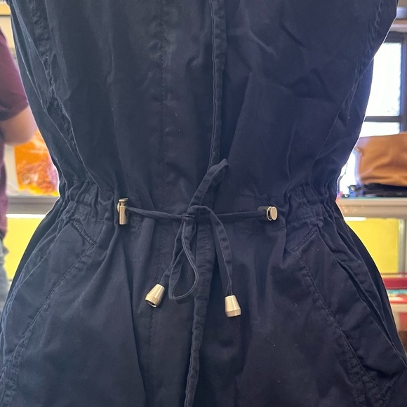 Christopher Banks Zip Up Vest - Picture 3 of 4